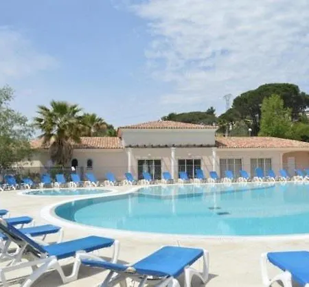 Sm320-81 Maxime Appt 3 Pieces Avec Jardin Et Parking Privatif Domaine Avec Piscine Σαιντ-Μαξίμ