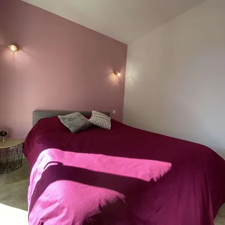 Sm320-81 Maxime Appt 3 Pieces Avec Jardin Et Parking Privatif Domaine Avec Piscine * Sainte-Maxime