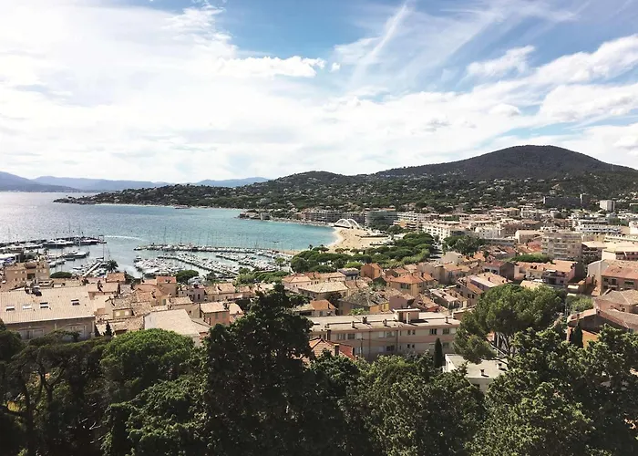 Apartment Sm320-81 Maxime Appt 3 Pieces Avec Jardin Et Parking Privatif Domaine Avec Piscine *